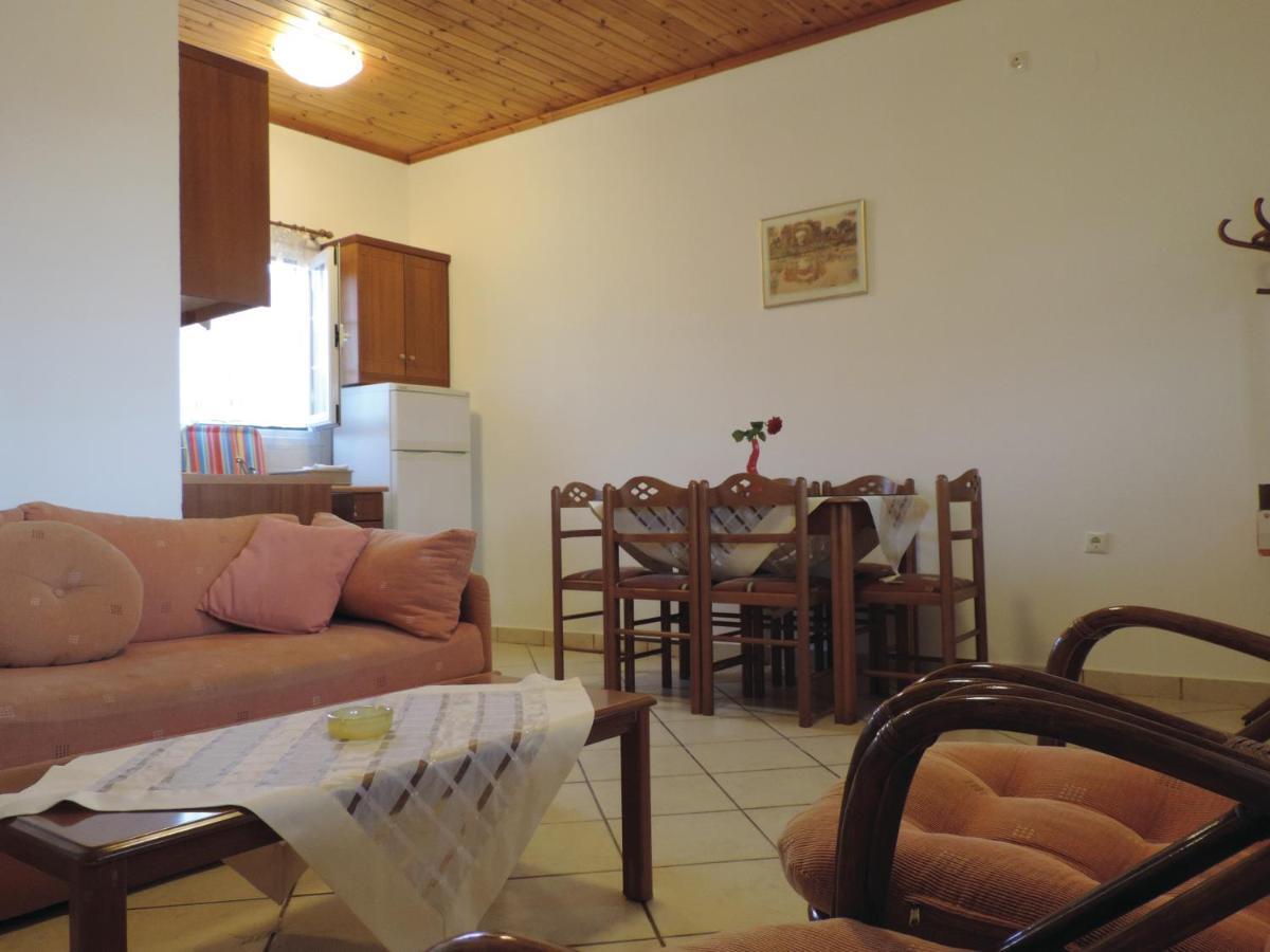Apartments Peli-Maria Agios Stefanos Avliotes  Bagian luar foto