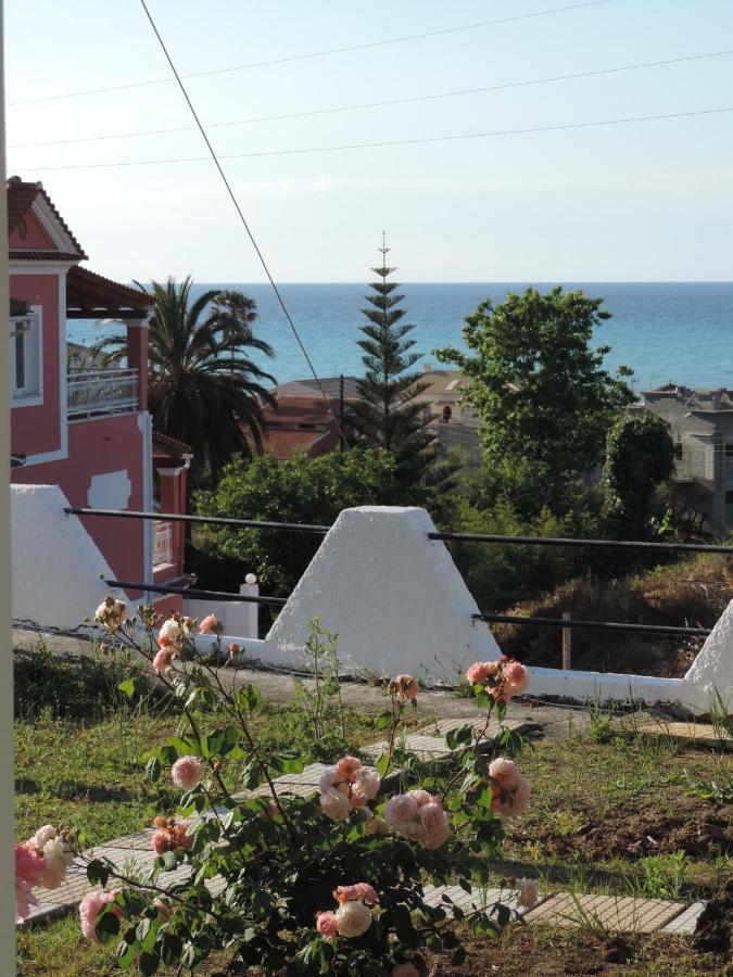 Apartments Peli-Maria Agios Stefanos Avliotes  Bagian luar foto