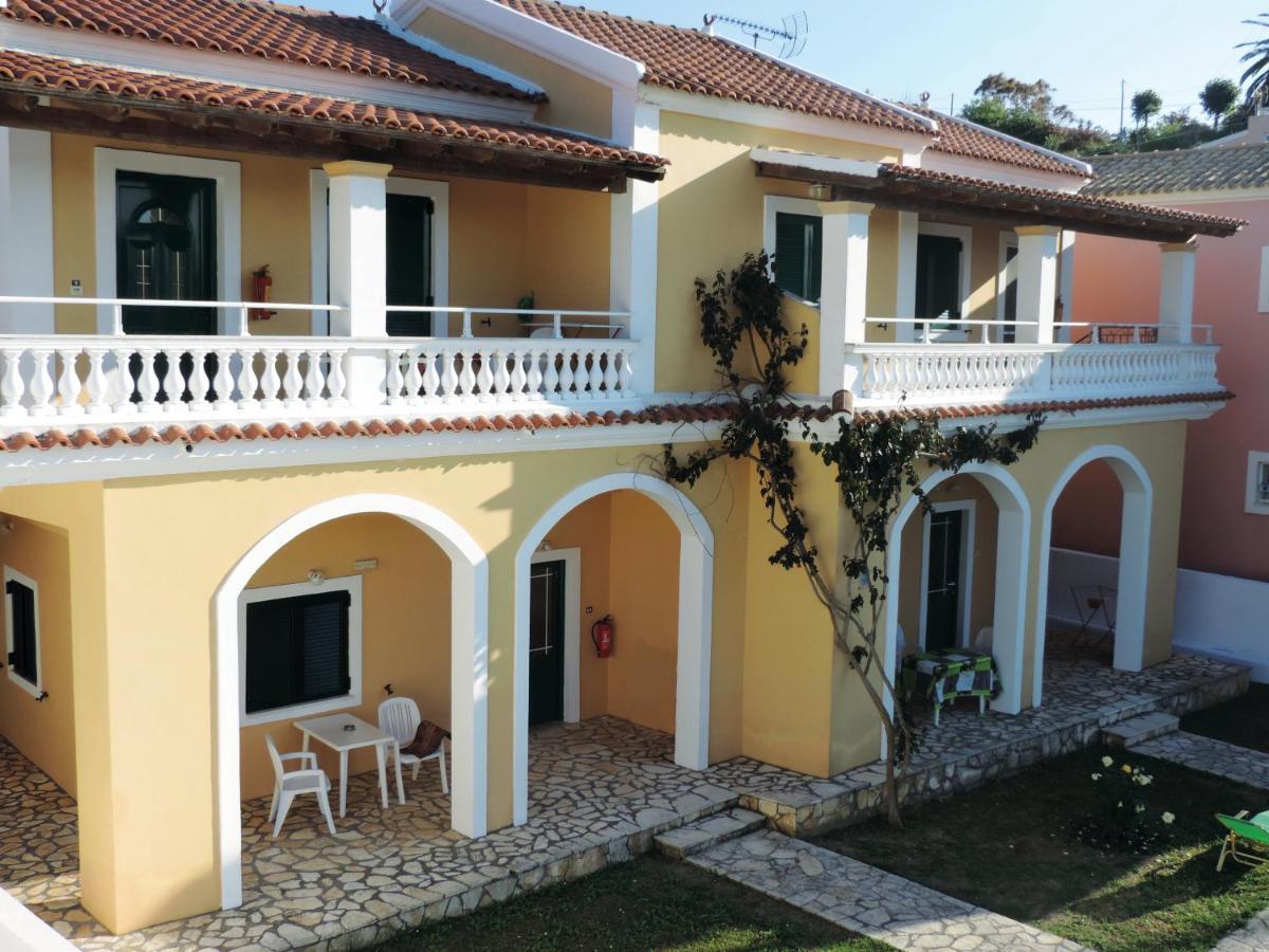 Apartments Peli-Maria Agios Stefanos Avliotes  Bagian luar foto